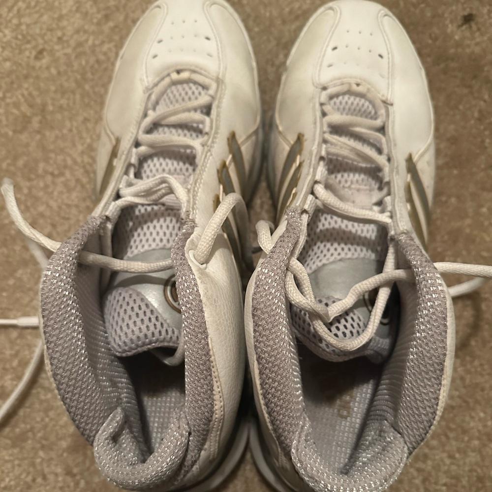 Gently used adidas shoes